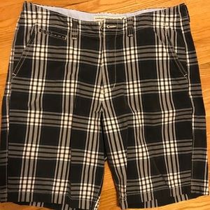 American eagle plaid longboard shorts